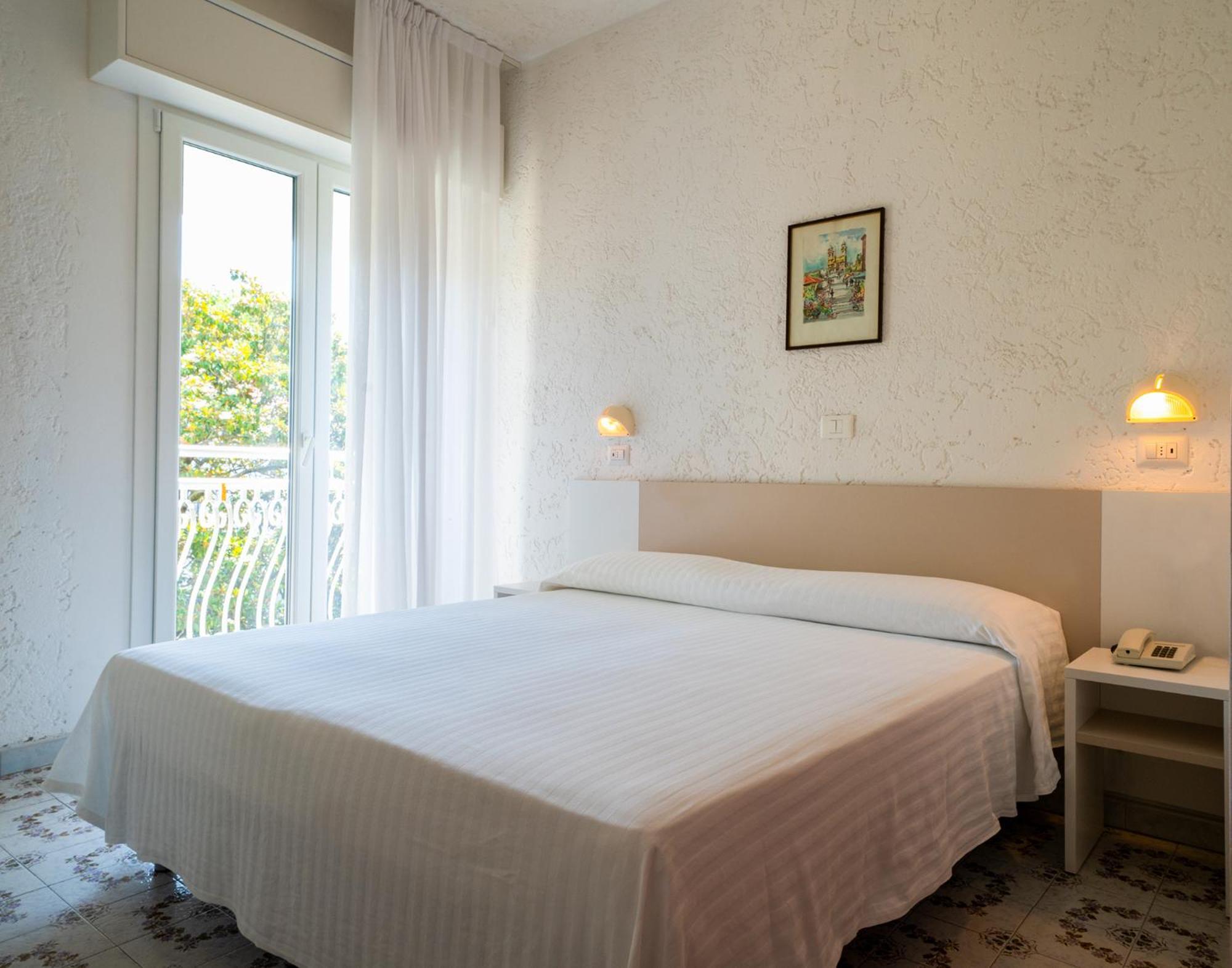 Hotel Marconi Cattolica Luaran gambar