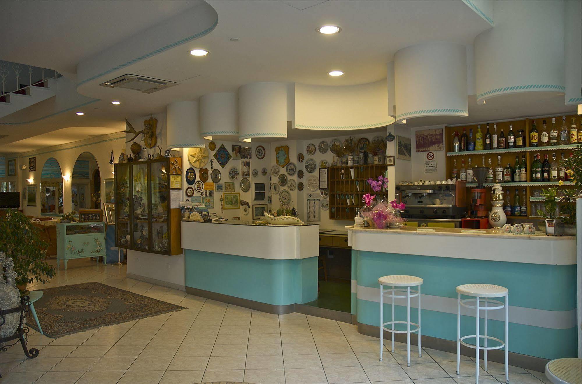 Hotel Marconi Cattolica Luaran gambar