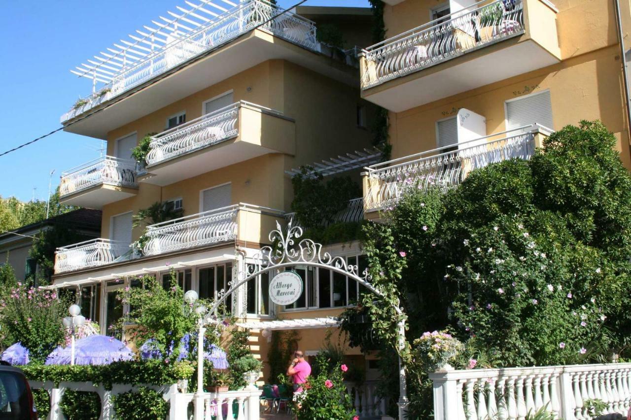 Hotel Marconi Cattolica Luaran gambar