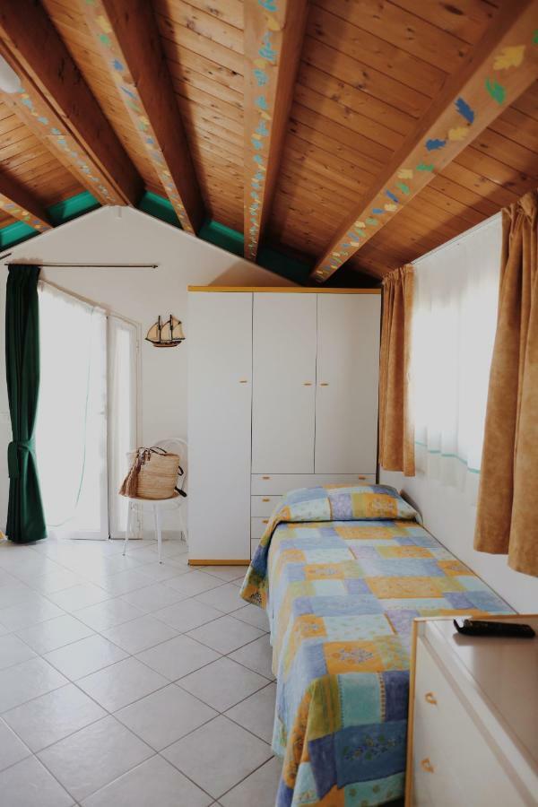 Hotel Marconi Cattolica Luaran gambar