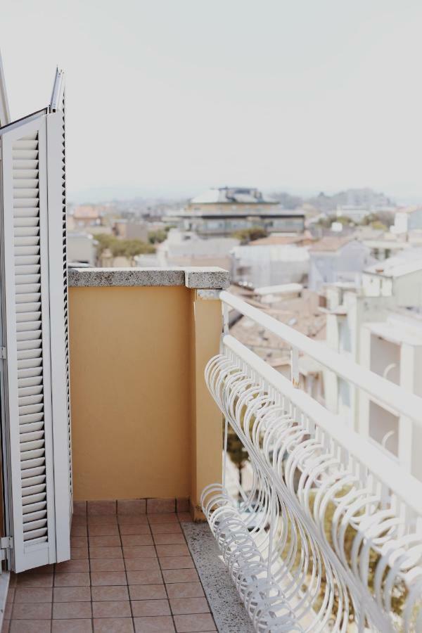 Hotel Marconi Cattolica Luaran gambar
